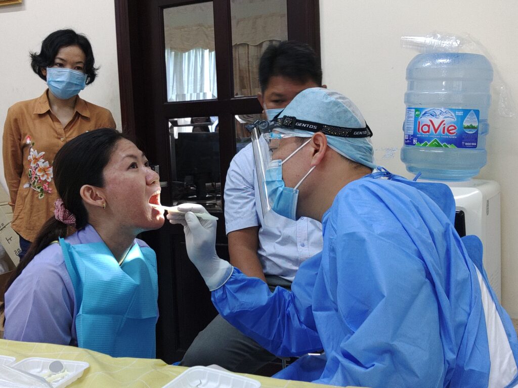 ベトナム歯科ボランティア