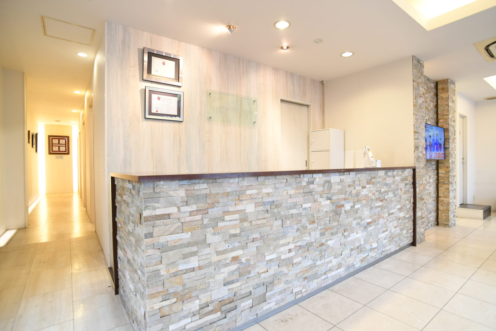 鶴ヶ峰院（本院）