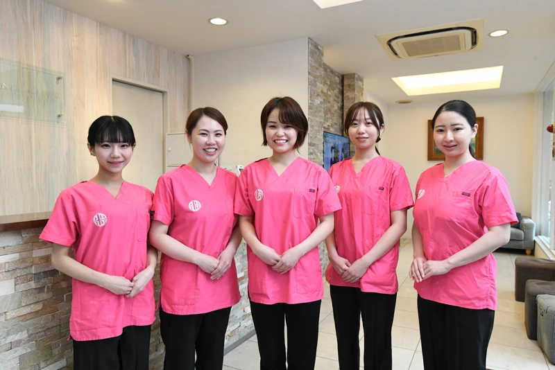 ALBA歯科・矯正歯科の歯科衛生士の写真です